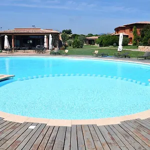 Kompleks wypoczynkowy Cala Paradiso, San Teodoro (Sardinia)